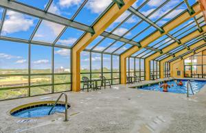 Fotografie z fotogalerie ubytování Gorgeous Oceanfront Views! Double Queen Studio - Caravelle 812 v destinaci Myrtle Beach