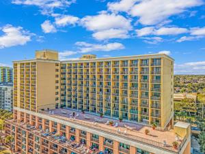 Fotografie z fotogalerie ubytování Gorgeous Oceanfront Views! Double Queen Studio - Caravelle 812 v destinaci Myrtle Beach