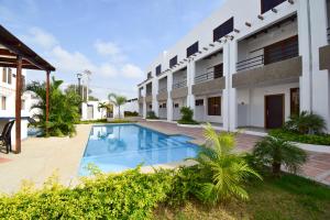 Galeriebild der Unterkunft Casa entera en Salinas - 3 pisos Piscina Jacuzzi Wifi Parqueo in Salinas + 24 Fotos