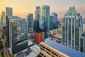Nespecifikovaný výhled na destinaci Austin nebo výhled na město při pohledu z hotelu