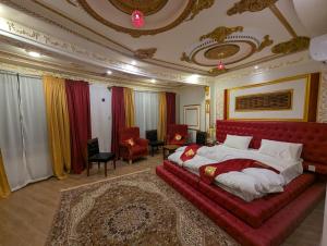 Katil atau katil-katil dalam bilik di ReeChan Resort Skardu