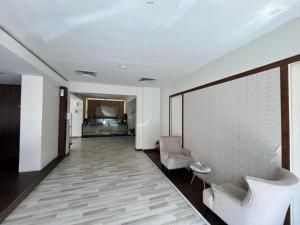 Posezení v ubytování شقق السلامة العائلية - Al Salamh Family Apartments + 37 fotografií
