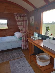 Gambar di galeri bagi hillgate farm lodges di Godney Hill