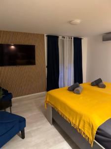 Postel nebo postele na pokoji v ubytování Luxury house Andrijana