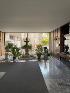 Fotografie z fotogalerie ubytování Pit Stop Apartment 2K23 - MXP - Busto Arsizio v destinaci Busto Arsizio