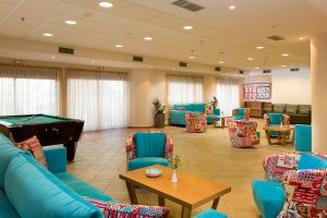 Seating area sa Solimar Ruby