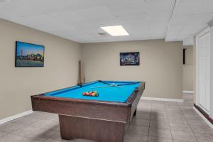 Gallery image of Lake Barkley Retreat - Newly Renovated - 5 BR in Cadiz +60 photos