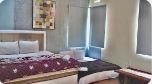 Ένα ή περισσότερα κρεβάτια σε δωμάτιο στο Vila Vimala Hills 3Bedroom Privatepool ,Mountain view, Piano +16 φωτογραφίες