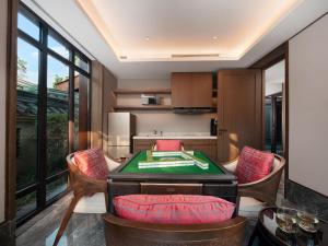 Fotografie z fotogalerie ubytování Song Hotel Chengdu Qingcheng v destinaci Tu-ťiang-jen