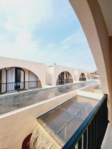 Балкон или терраса в Scala Villas With Private Pool Yogyakarta