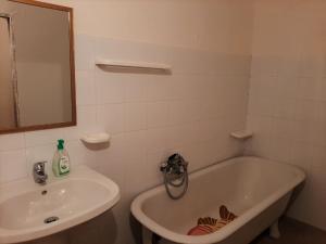 Zdjęcie z galerii obiektu Belvilla by OYO Casa Otaiti w mieście Maniace