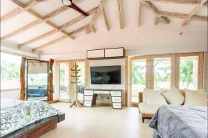 Μια τηλεόραση ή/και κέντρο ψυχαγωγίας στο Finca luxury Villavicencio Restrepo