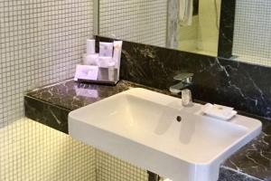Fotografie z fotogalerie ubytování Ramada by Wyndham Ghaziabad Vasundhara v destinaci Ghaziabád