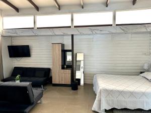 Letto o letti in una camera di Furnished Modern Unit Great Location Labasa Jumanzuls Abode