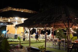Taman di luar River View Resort At Chaewlan