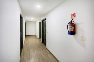 Fotografie z fotogalerie ubytování Super Townhouse Shahdara Near Yamuna Sports Complex Formerly Hotel Ipotel v Novém Dillí