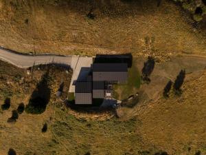 Letecký snímek ubytování Luxury Passive House on a 50 acre lakeside farm