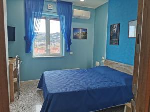 Postel nebo postele na pokoji v ubytování Sailorsroom