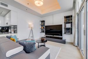 Fotografie z fotogalerie ubytování Luxury Azizi Mina Beachfront Apartments v Dubaji