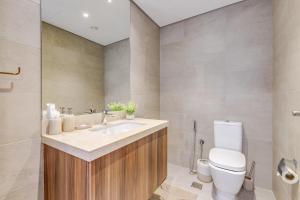 Fotografie z fotogalerie ubytování Luxury Azizi Mina Beachfront Apartments v Dubaji