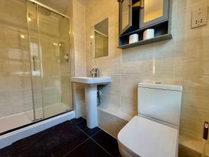 Galeriebild der Unterkunft 5BR 3BA Home Sleeps 10 in Hook in Hook