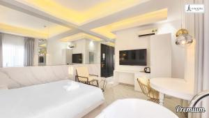 Postel nebo postele na pokoji v ubytování A In Hotel Atistar