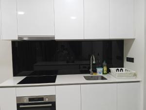 Kuchyň nebo kuchyňský kout v ubytování My Residence Star KLCC