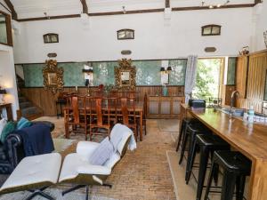 Εστιατόριο ή άλλο μέρος για φαγητό στο Chetwynd Lodge