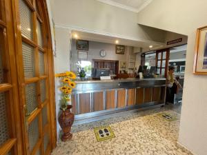 Kuchyň nebo kuchyňský kout v ubytování El Faisan C&R Hotel
