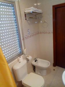 Koupelna v ubytování El Faisan C&R Hotel