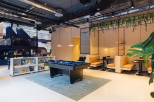 Biliár nebo kulečník v ubytování The Social Hub Porto Extended Stay