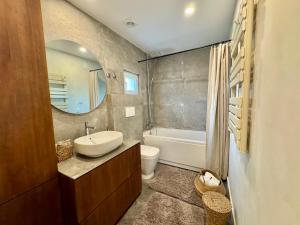 Fotografie z fotogalerie ubytování Retiro São Pedro House v destinaci Aldeia da Mata