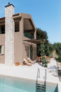 Πισίνα στο ή κοντά στο Glysinia Villa