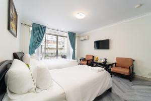 Μια τηλεόραση ή/και κέντρο ψυχαγωγίας στο KHKO Charisse Hotel Delhi Darbar