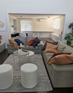 Et opholdsområde på Sydney Moorebank 4 bed house close Liverpool