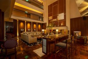Χώρος καθιστικού στο les suites taipei ching cheng