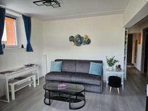Ruang duduk di Logement Premium à Salins