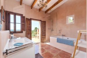 Galeriebild der Unterkunft Authentische Finca mit Pool & Traumblick auf Mallorca in Puigpunyent