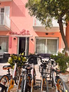 Jízda na kole v ubytování Residence Rosa nebo okolí