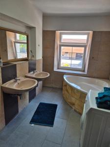 Katil atau katil-katil dalam bilik di Appartement Aurach A6