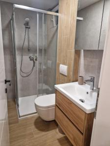 Koupelna v ubytování Nada Seaside Apartments Pirovac