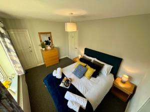Katil atau katil-katil dalam bilik di House Nr Bailgate Area and Cathedral Off road Parking and Garden