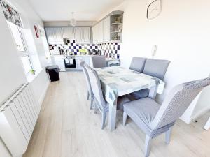Gallery image of Peak View Apartment Main Beach in Bundoran