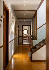 Foto Mumbais asuva majutusasutuse The Kin Hotel galeriist