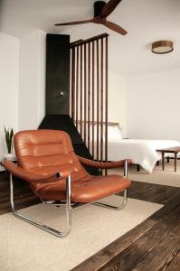 A seating area at Casa Boumort