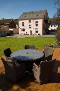 Gallery image of Maenllwyd Guest House in Machynlleth