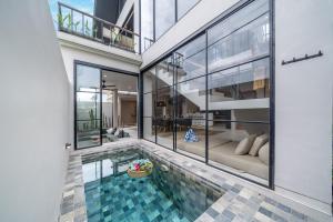 Πισίνα στο ή κοντά στο Leela Villa - Family-Friendly 3BR Villa in Canggu - Rooftop, Ricefield Views