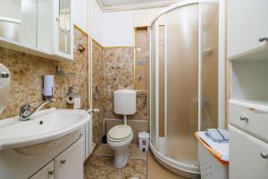 Gallery image of Apartment Marija in Omišalj +22 photos