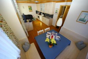 Kuchyň nebo kuchyňský kout v ubytování Appartement Asitz