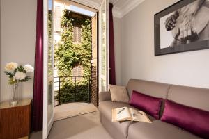 Posezení v ubytování Condotti Boutique Hotel + 37 fotografií